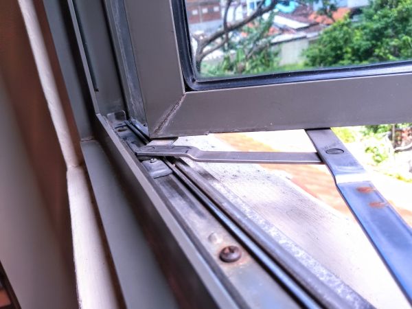 Cost of Hinged Window Replacement in Brighton